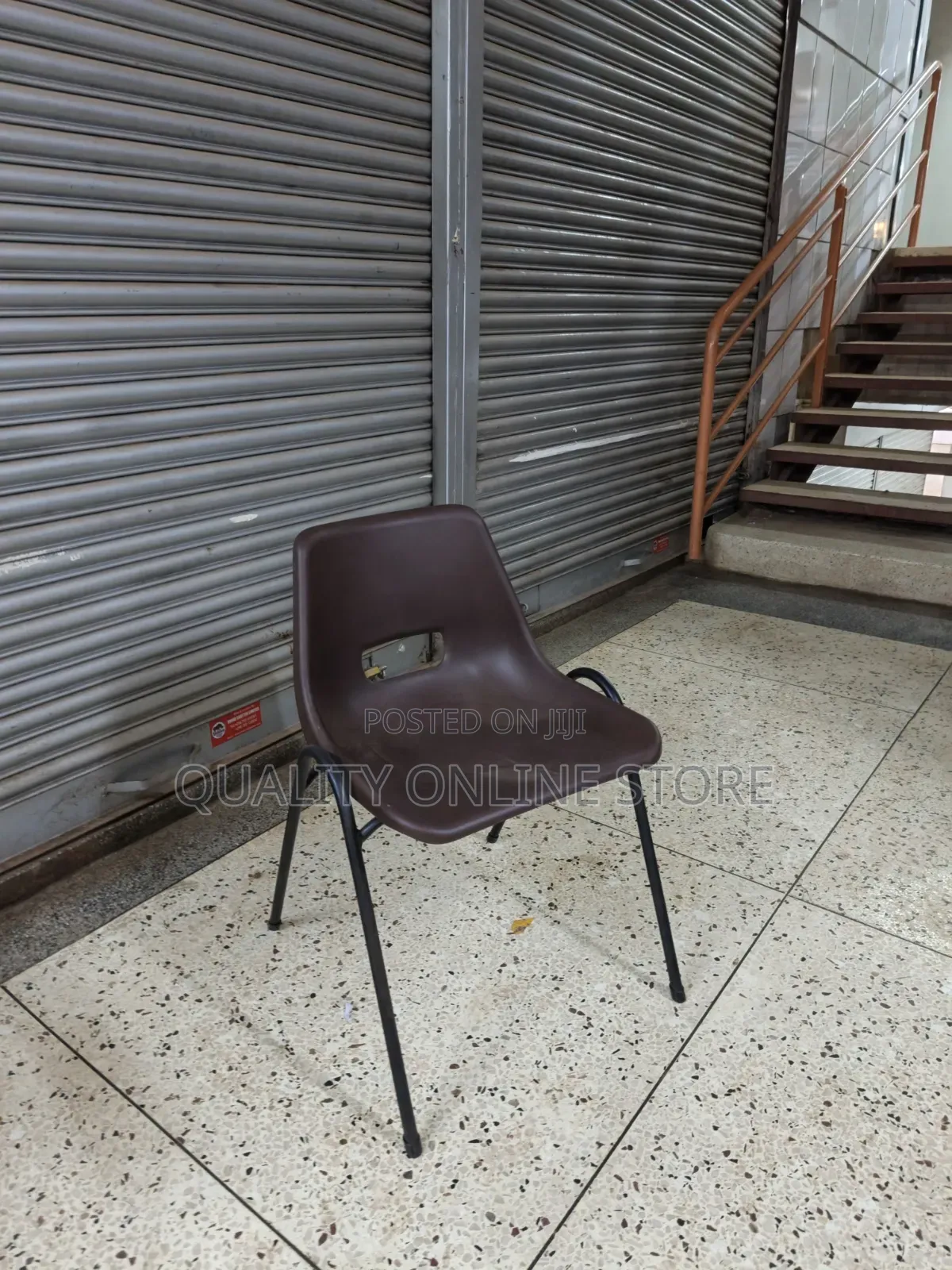 Metal Stands Plastic Chairs Plastic Chairs