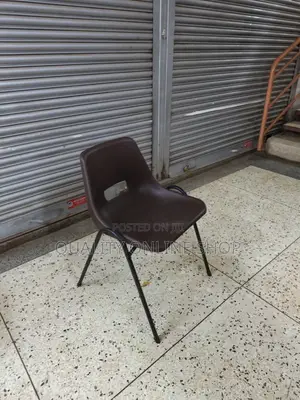 Metal Stands Plastic Chairs Plastic Chairs
