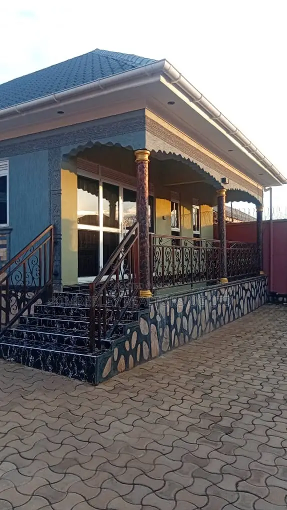 4bdrm House in Kawempe for sale