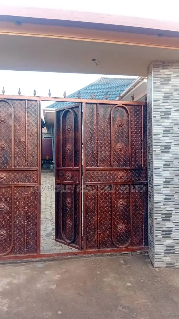4bdrm House in Kawempe for sale