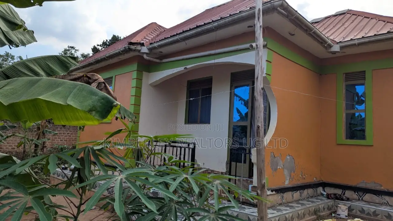 2bdrm House in Division A for sale