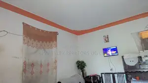 2bdrm Duplex in Division A for sale