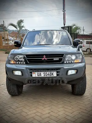 Mitsubishi Pajero 2006 Blue