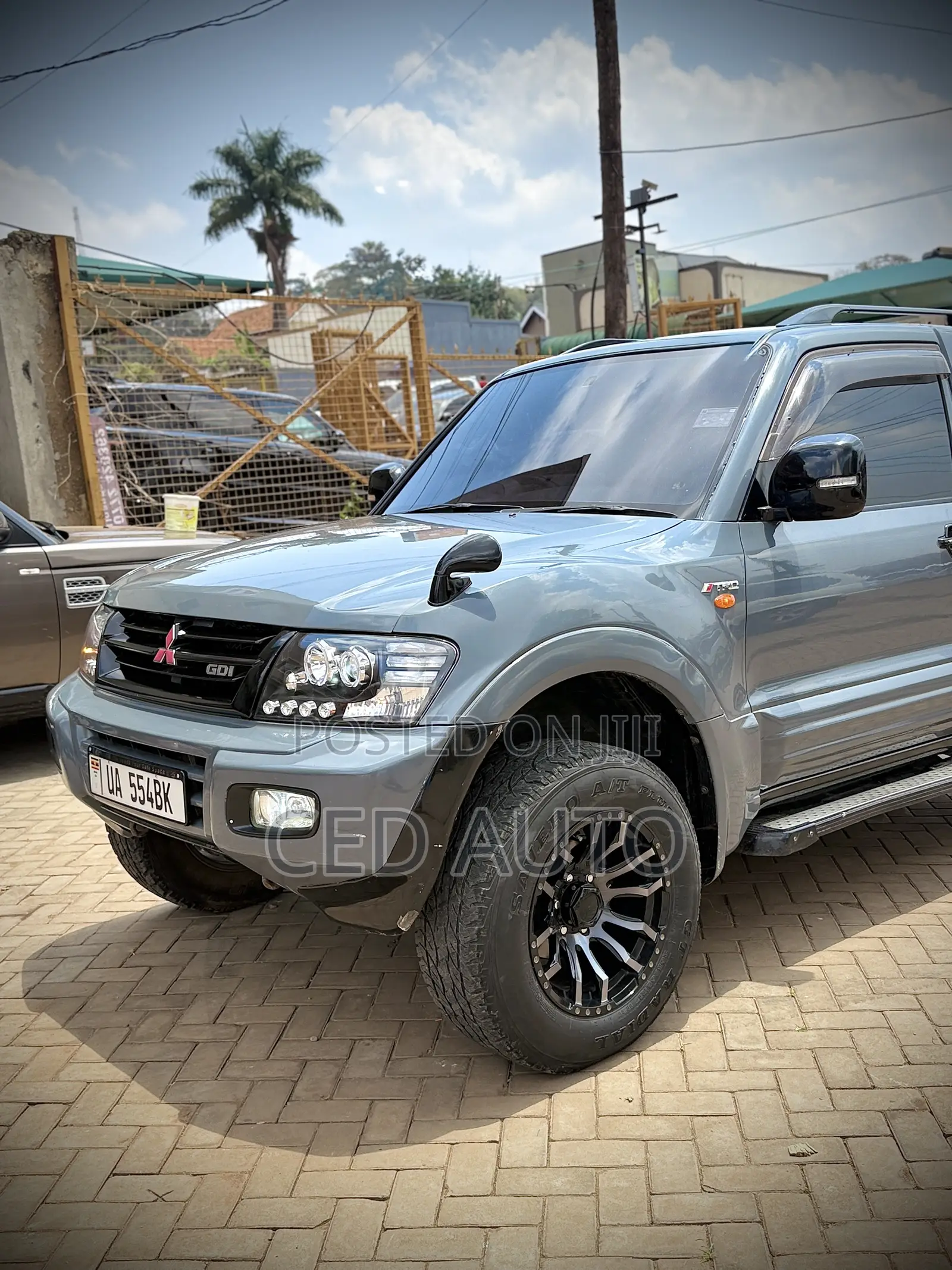 Mitsubishi Pajero 2006 Blue
