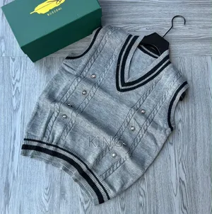 Minimal Knit. Maximum Style Cardigan Vest