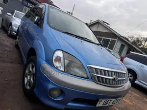 Toyota Nadia 2001 Blue