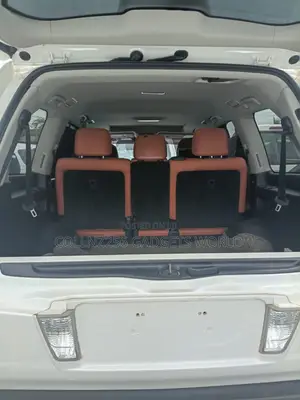 Lexus LX 450d AWD 2021 White