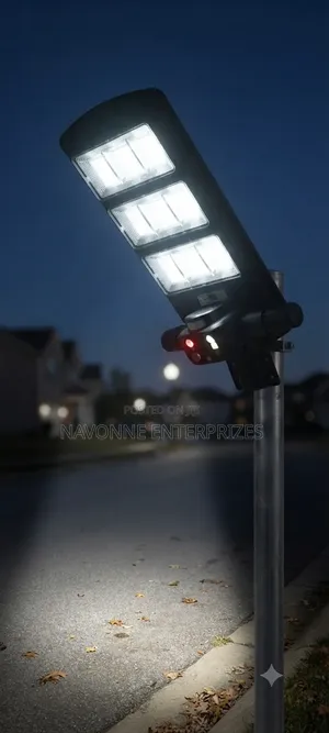 All-in-One Outdoor Solar LED Floodlight 360° Smart CCTV Camera