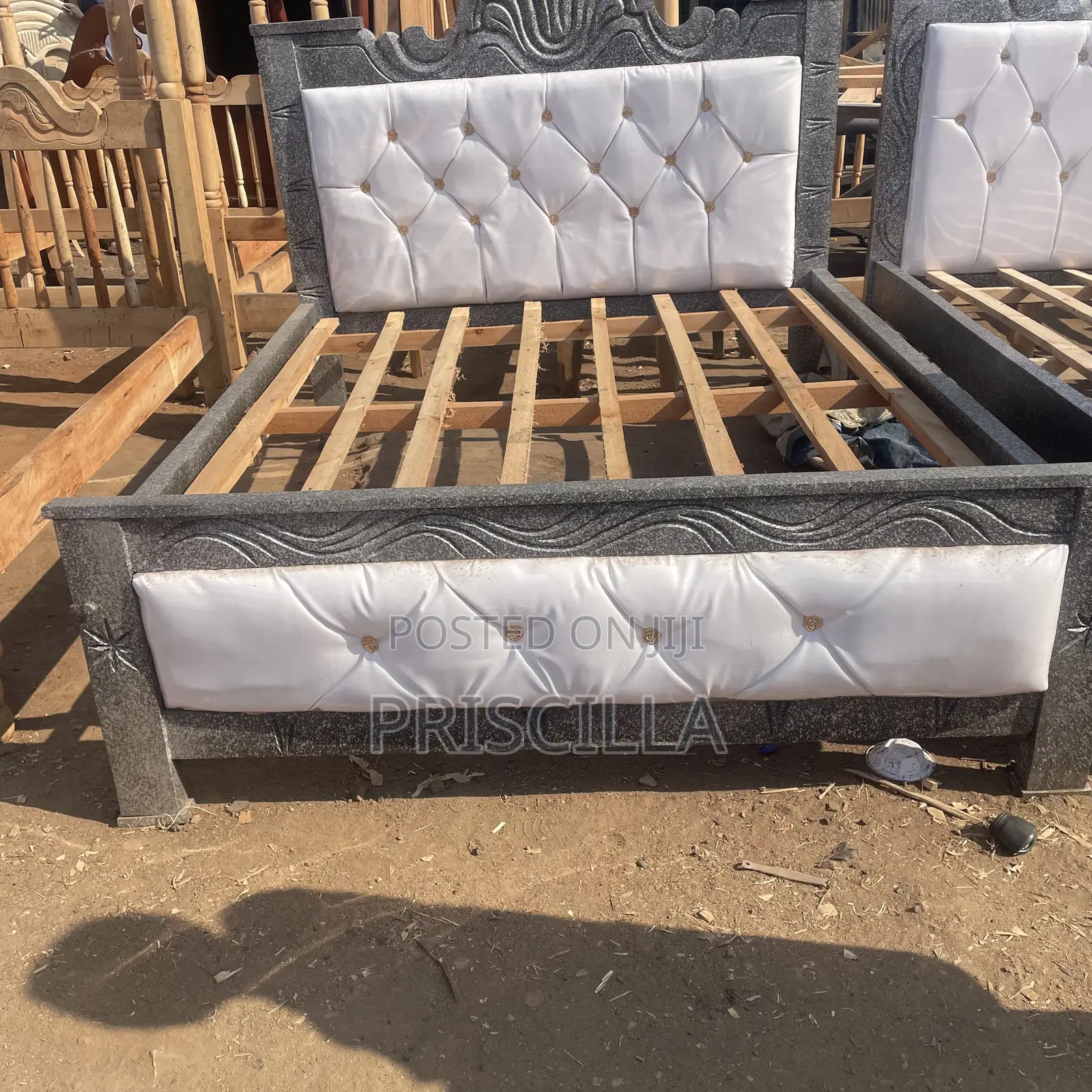 5by6 Bed Silver Flower