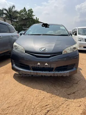 Toyota Wish 2012 Gray