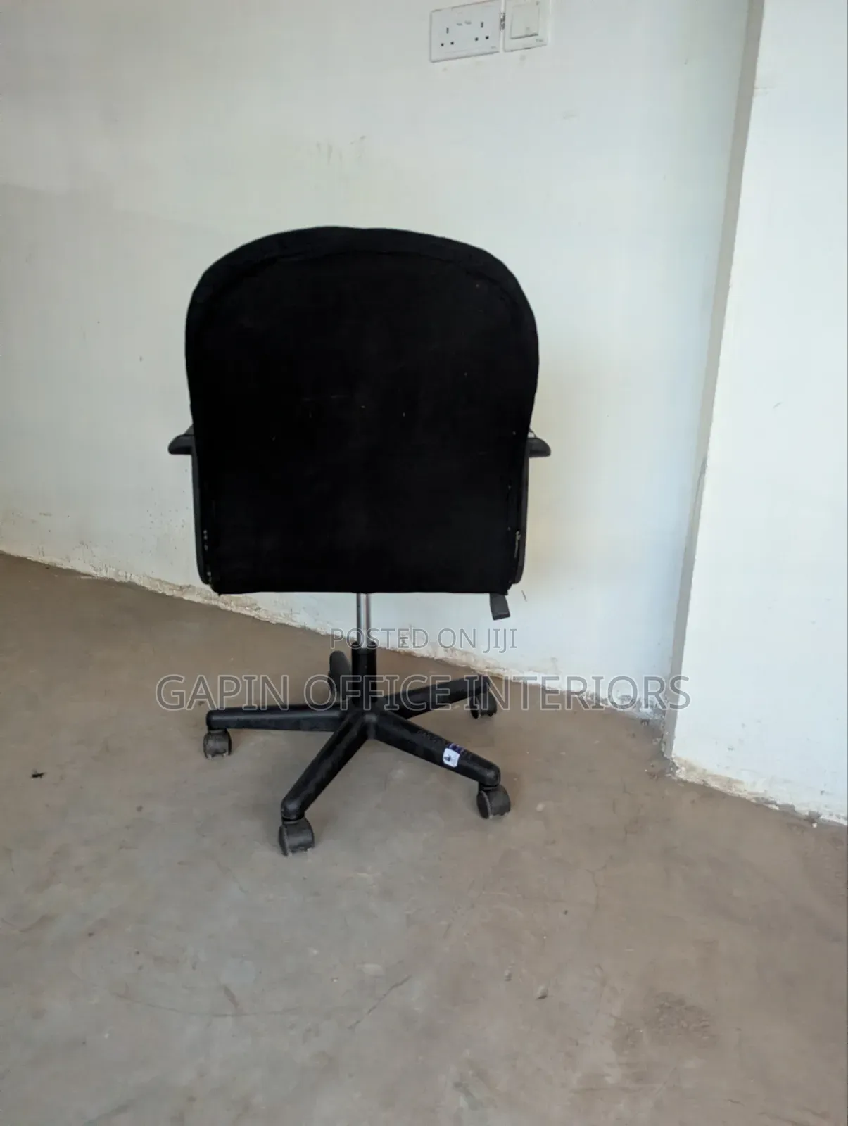 Second Hand Simple Adjustable Office Chair// Office Furniture
