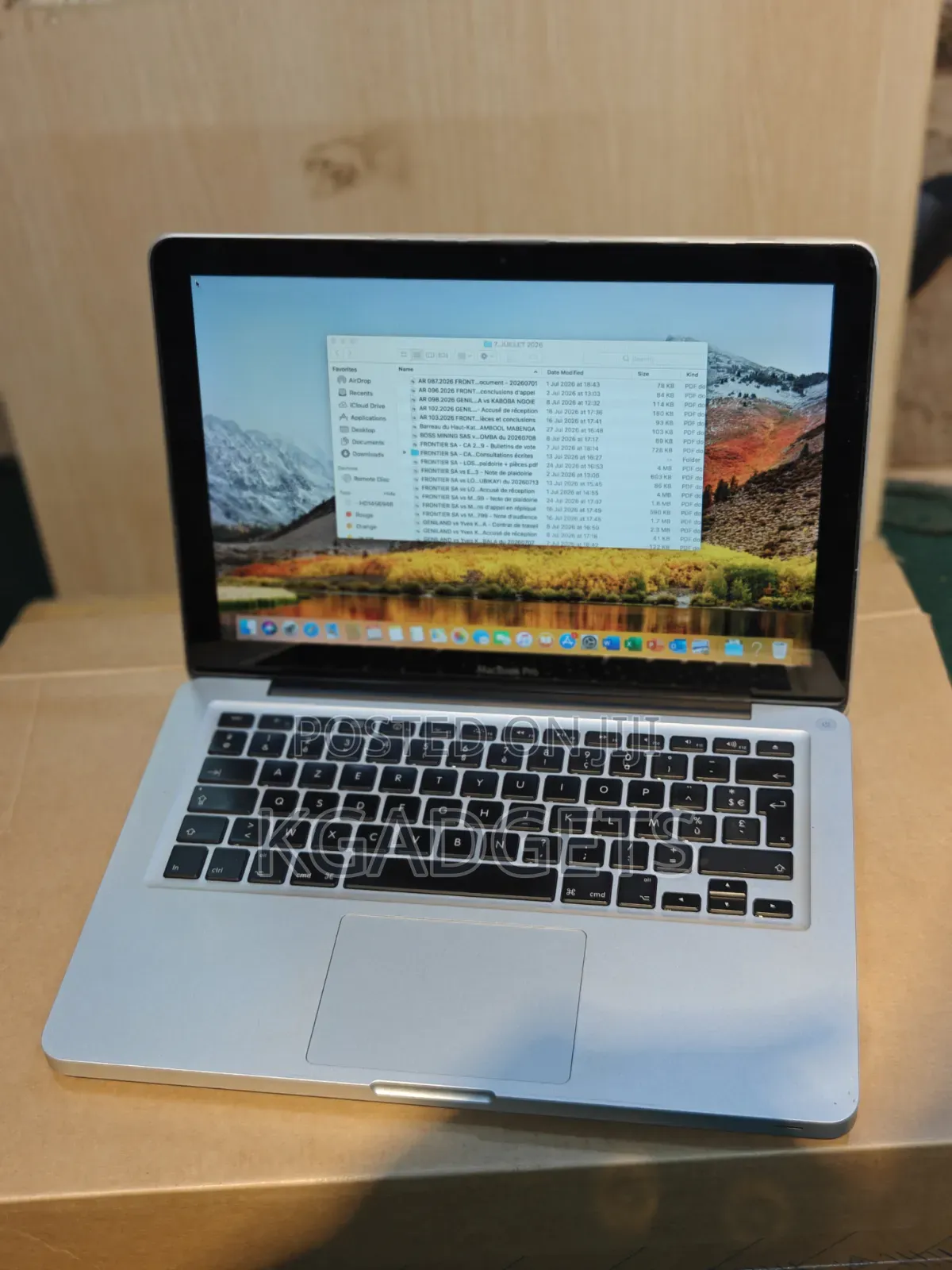 New Laptop Apple MacBook Pro 8GB Intel Core i7 HDD 500GB