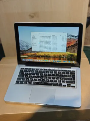 New Laptop Apple MacBook Pro 8GB Intel Core i7 HDD 500GB