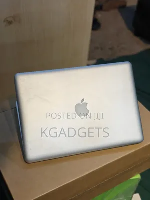New Laptop Apple MacBook Pro 8GB Intel Core i7 HDD 500GB