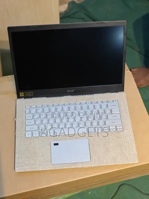 Laptop Acer Aspire 14 8GB Intel Core i7 SSD 256GB