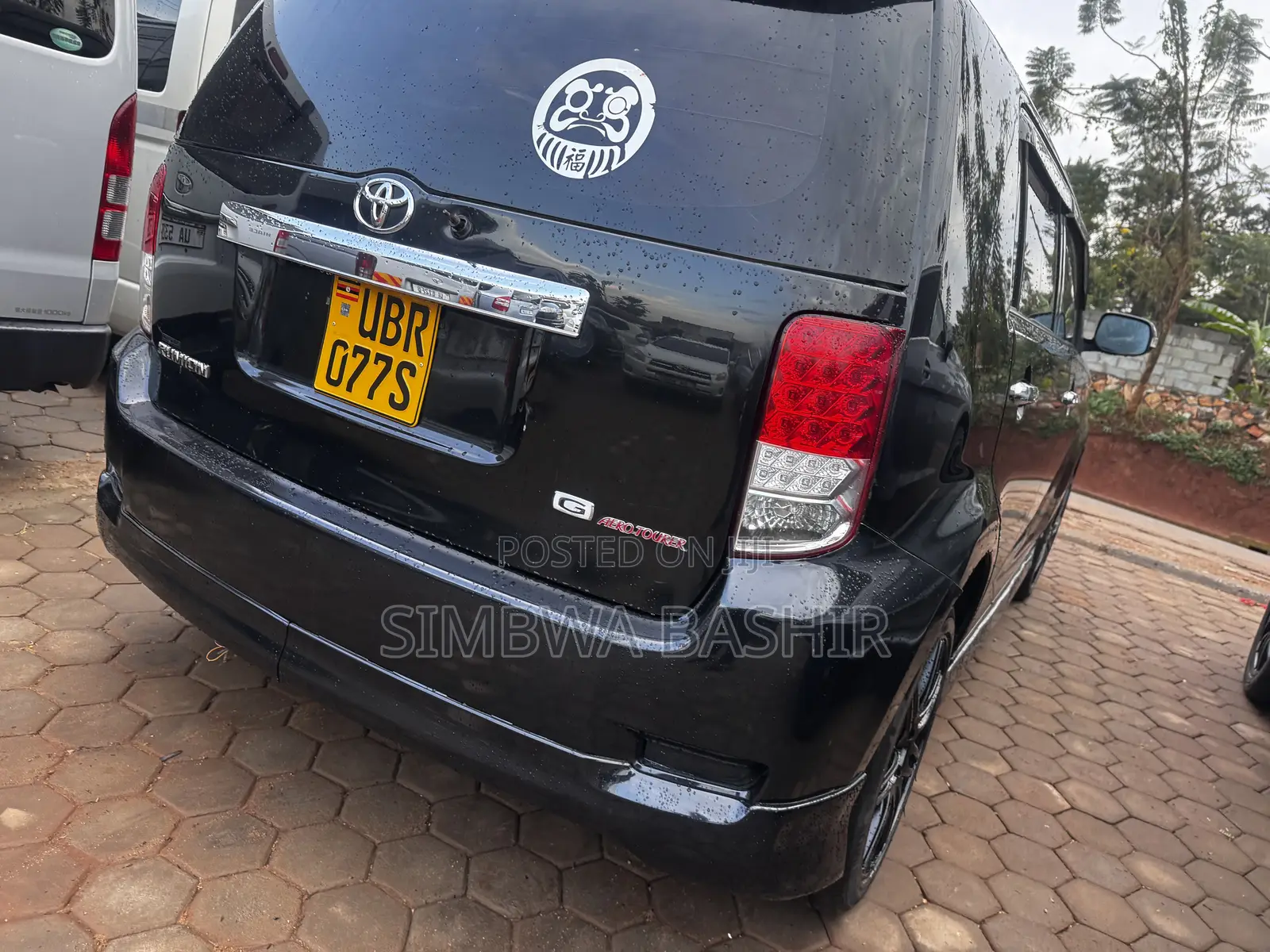Toyota Corolla Rumion 2010 Black