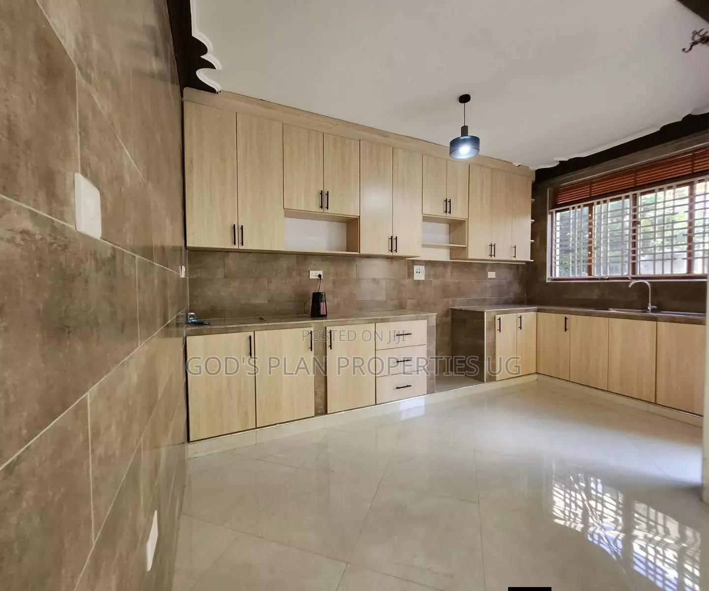 2bdrm Apartment in Kabalagala Estate, Central Division for rent