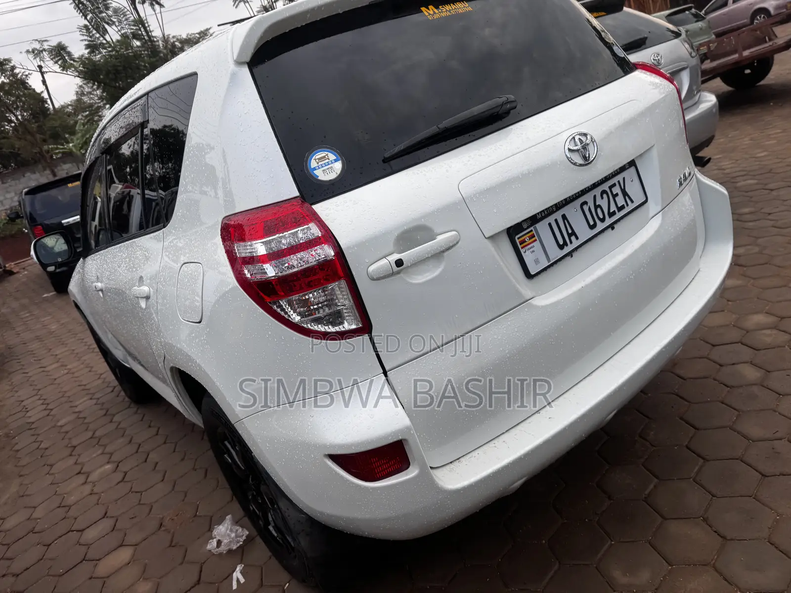 Toyota RAV4 2010 White
