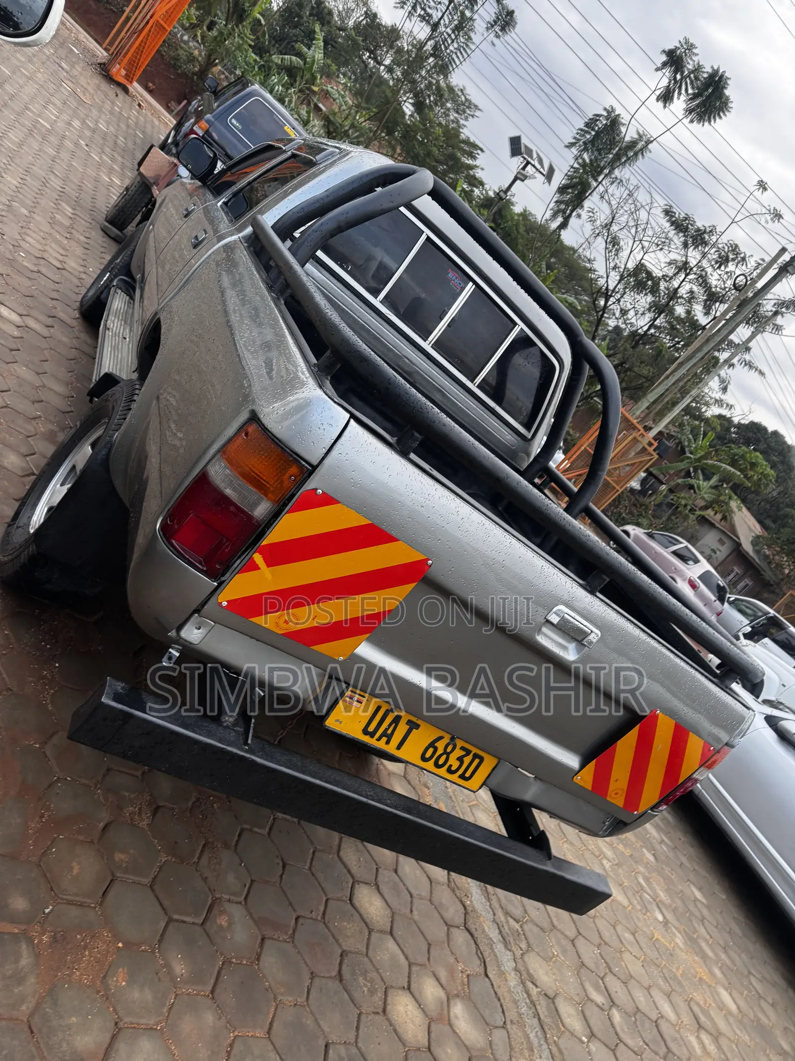 Toyota Hilux 2000 Gray
