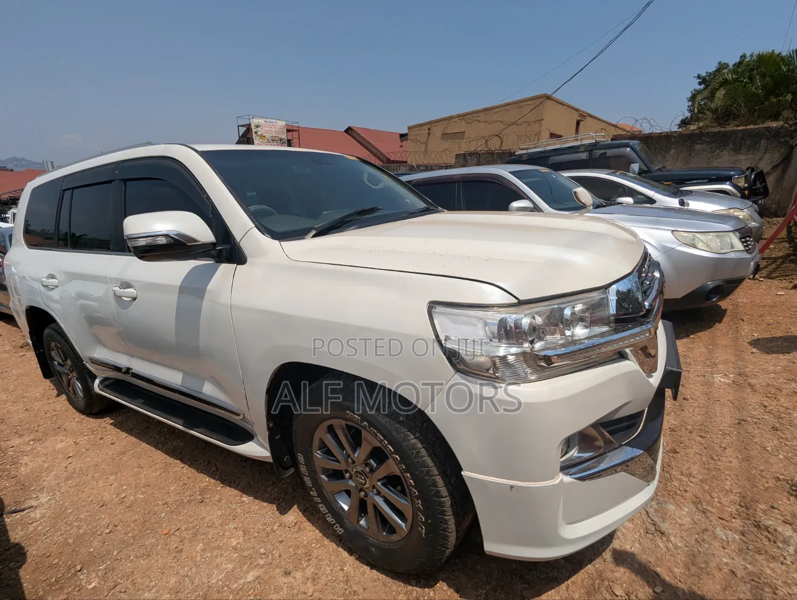 Toyota Land Cruiser Prado 2012 White