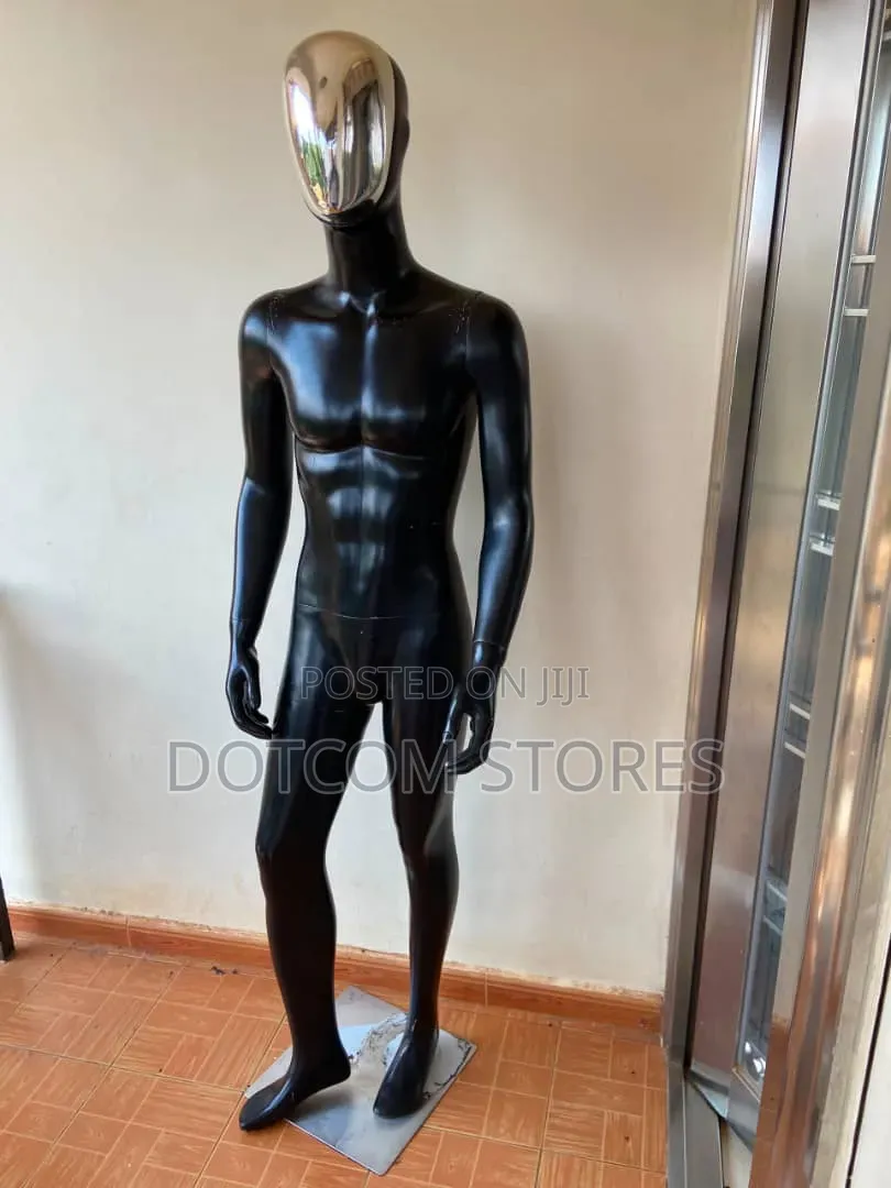 Black/Gold Headed Male Fiber Mannequin