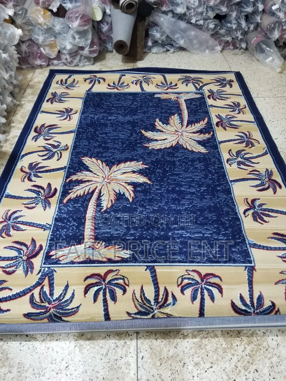 Large Center Carpets. 2x 2.5 (Black)