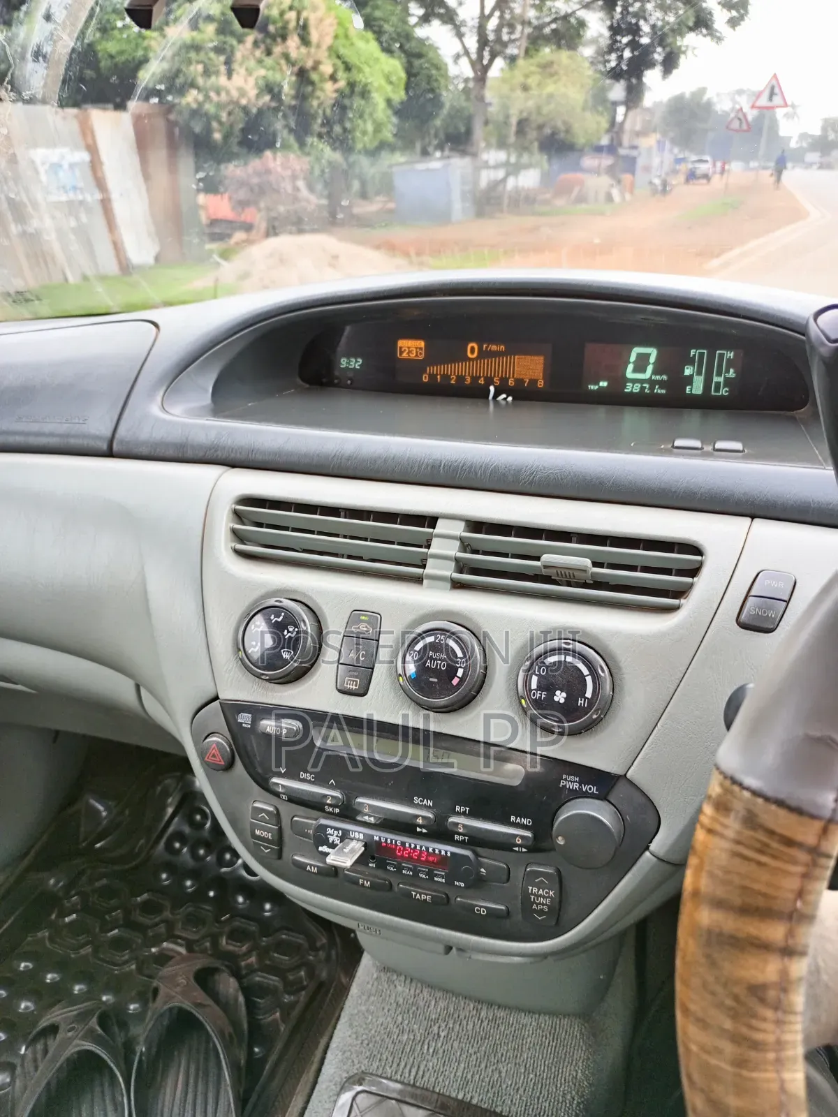 Toyota Vista 2002 Gray