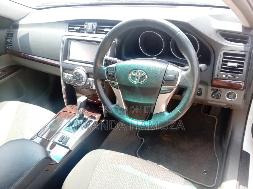 Toyota Mark X 2011 White