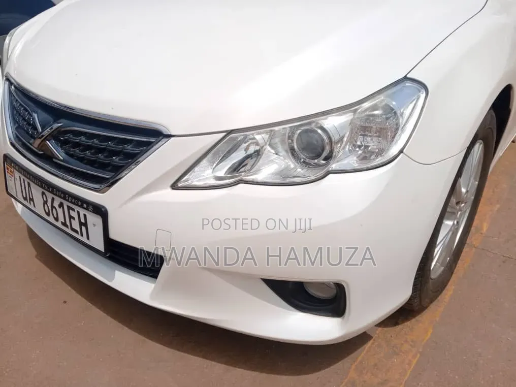 Toyota Mark X 2011 White