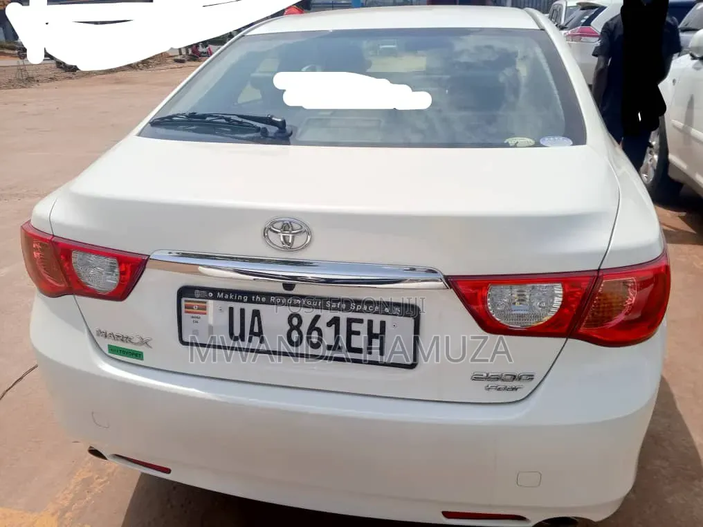 Toyota Mark X 2011 White