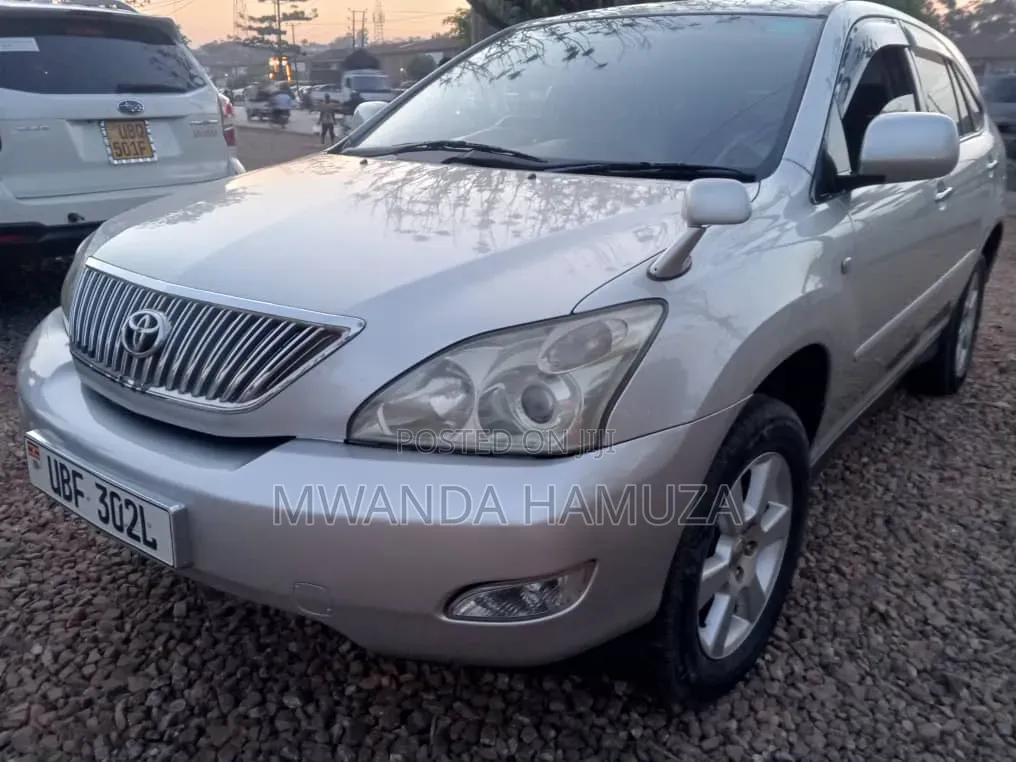Toyota Harrier 2009 Silver