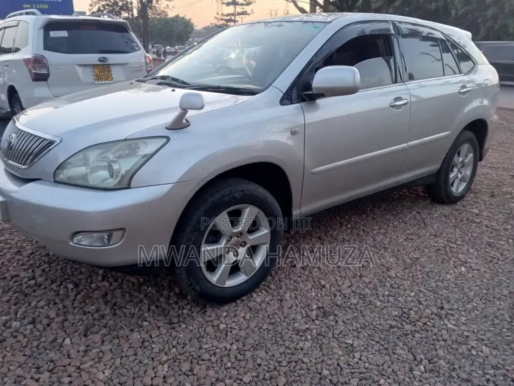 Toyota Harrier 2009 Silver