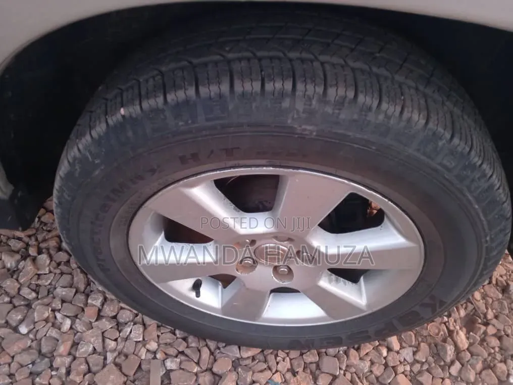 Toyota Harrier 2009 Silver