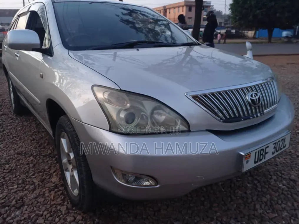 Toyota Harrier 2009 Silver
