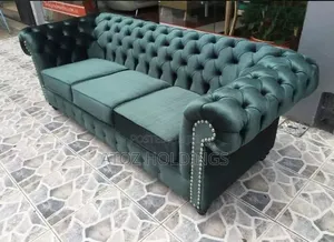 Sofas/Original 3 Seaters Chesterfield Sofas in Any Colour 899,000/-