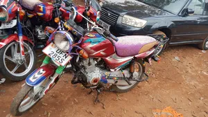 Bajaj CT 110X 2020 Red