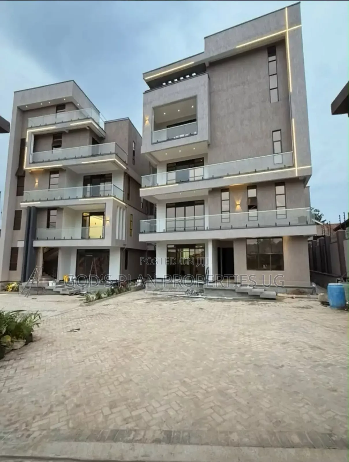 3bdrm Apartment in Bukasa Estate, Central Division for rent