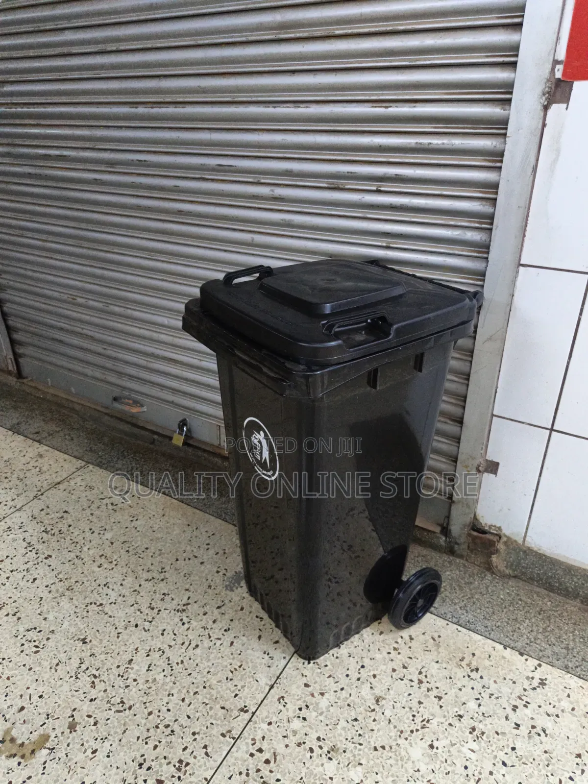 Outdoor Plastic Dust Bin Plastic Dust Bin 120litres