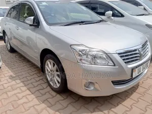 Toyota Premio 2012 Silver