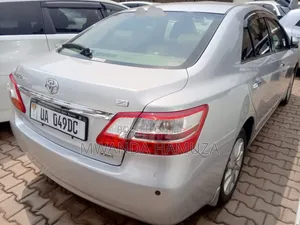 Toyota Premio 2012 Silver
