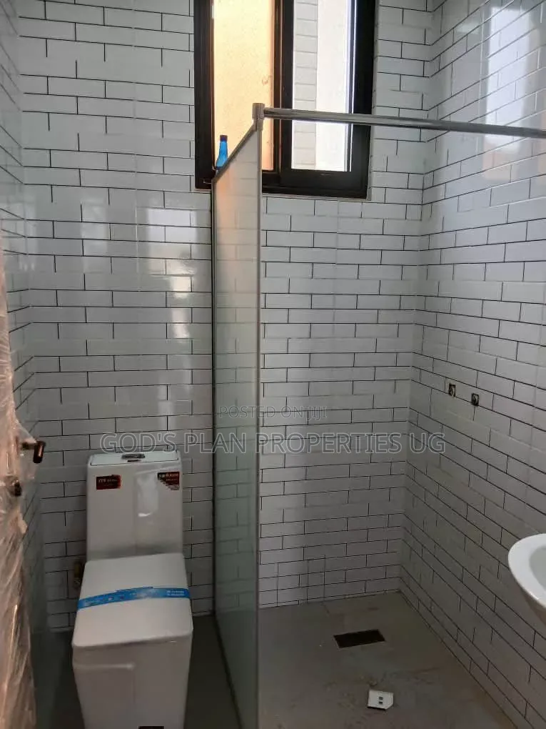 2bdrm Apartment in Nsambya Estate, Central Division for rent