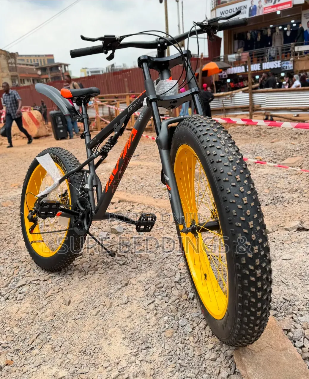 Kingo Giant Bicycle
