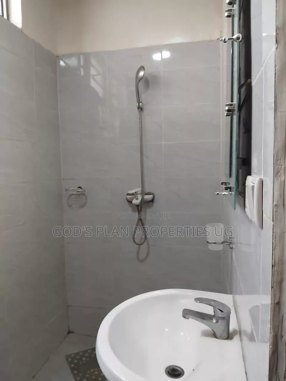 2bdrm Apartment in Kabalagala, Central Division for rent