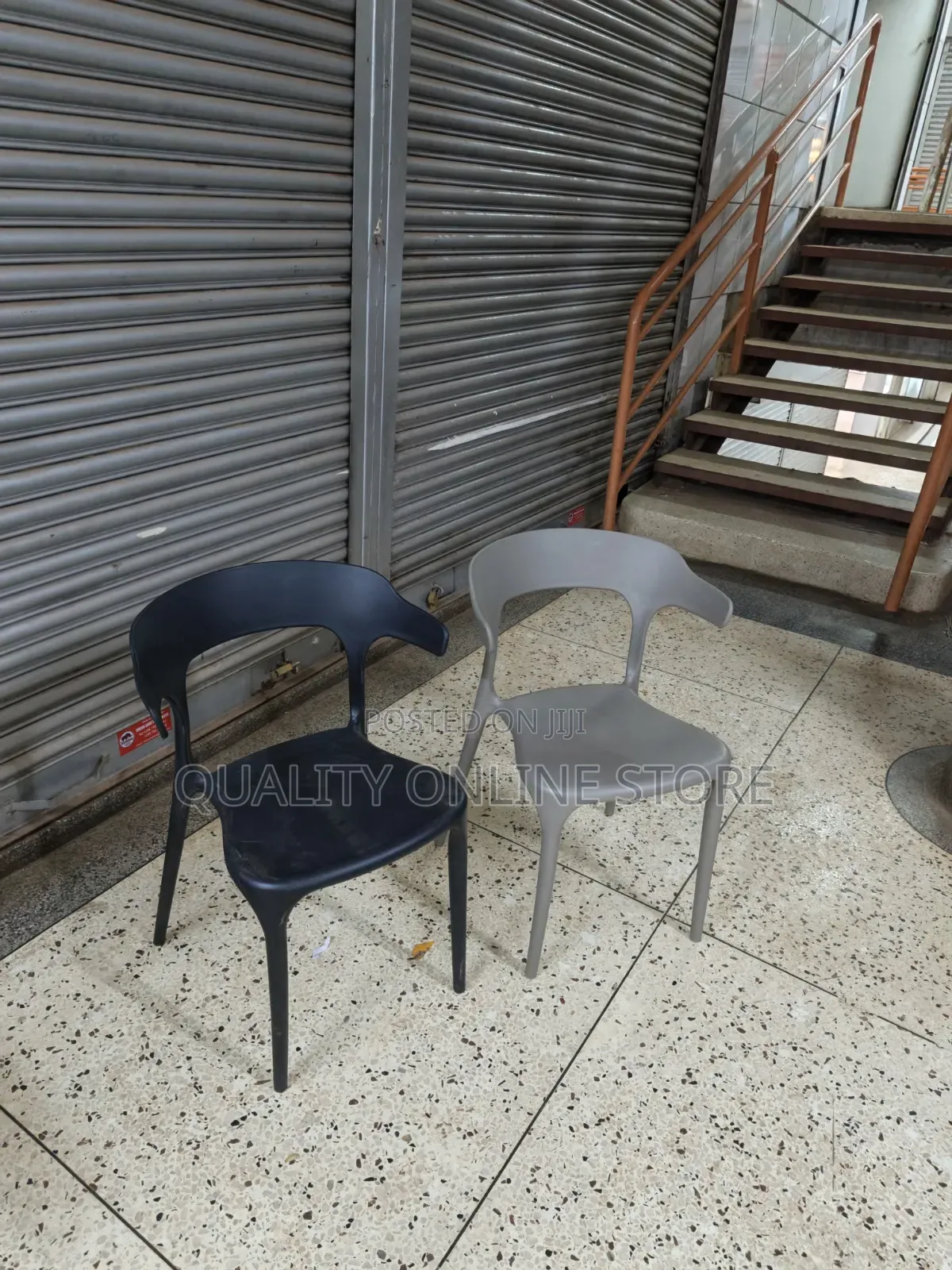 Hollow Back Plastic Chairs Plastic Chairs