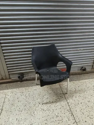 Steel Legs Plastic Chairs Plastic Chairs