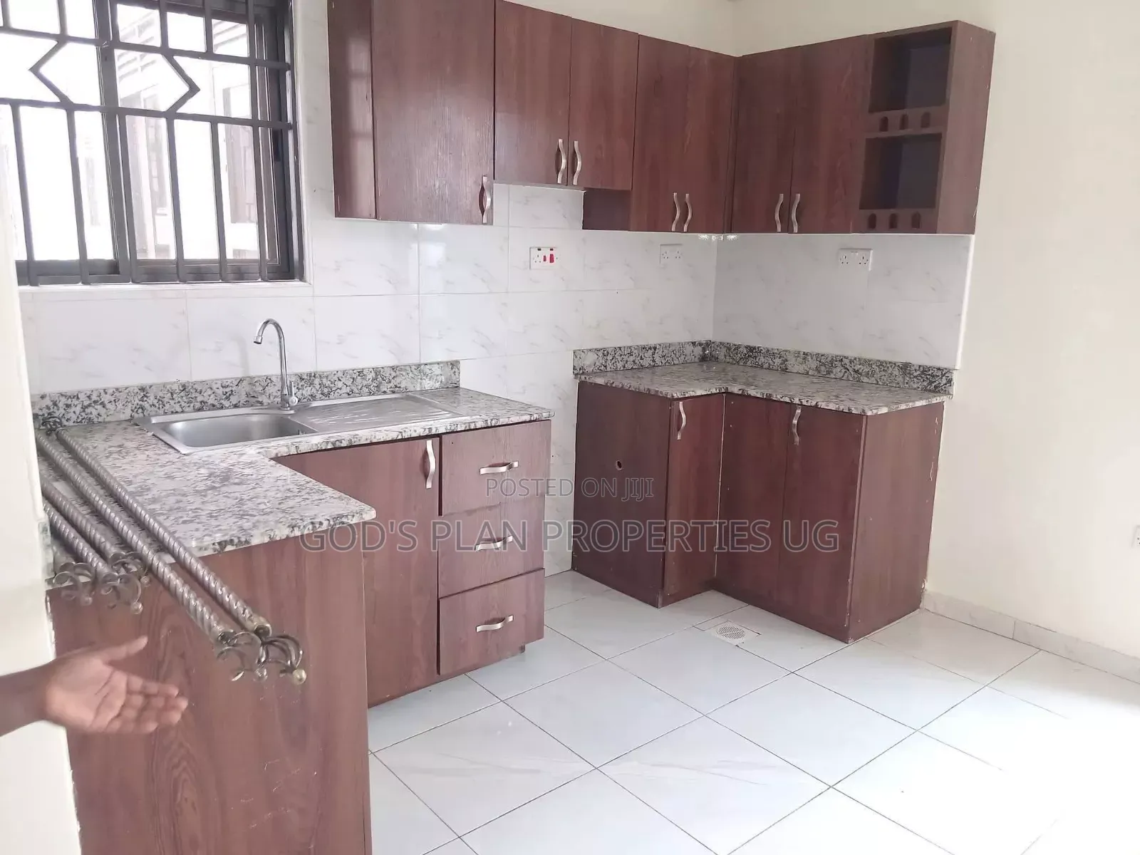 Mini Flat in Lukuli, Central Division for rent