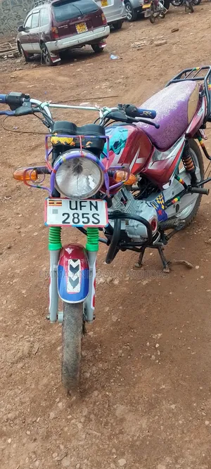 Bajaj CT 110X 2022 Red