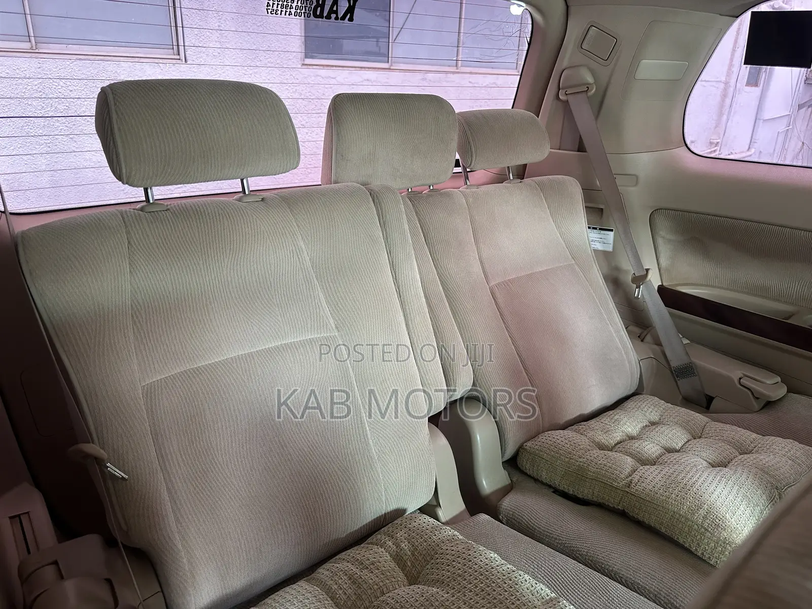 Toyota Alphard 2.4 Petrol FWD 2012 Silver