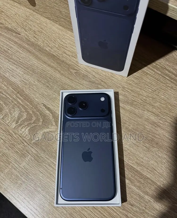 Apple iPhone 17 Pro Max 256 GB Blue