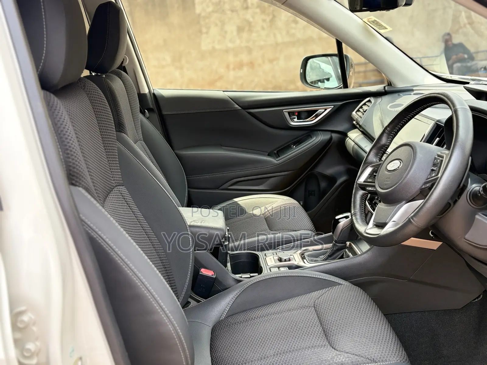 Subaru Forester Premium AWD 2019 White